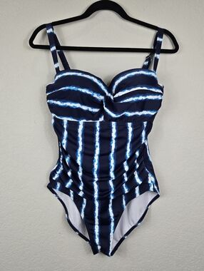 Togs Australia Navy Shibori One Piece Swimsuit Size 10 Twist Front